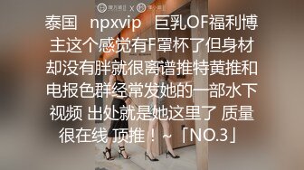 175母狗说从来没体验过高潮，这次让你不高潮都不行。玩着玩着自己把舌头伸出来了。强高，舔脚，踩逼。后续筋膜枪强高更精彩。