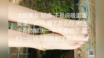 公厕女人都这样尿尿的嘛？