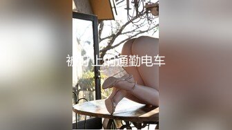 三人组的诱变 美女和硅胶娃娃同时被小哥哥无套输出 操的潮喷不停内射 精液咕咕流出 还能再插娃娃再射