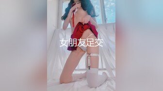  胸前玫瑰纹身说话嗲嗲美女大战头套男，无毛逼逼开档网袜，特写深喉交活很不错