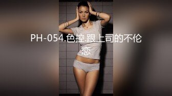 长相可爱的牙套妹子，说说嗲嗲的超级可爱女仆妹子