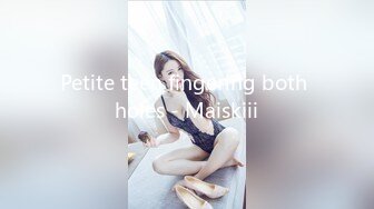 Petite teen fingering both holes - Maiskiii